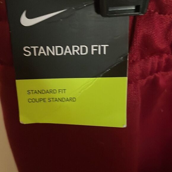 Nike NBA Cleveland Cavaliers
Courtside  Sweatbands Size L NWT - Picture 7 of 9